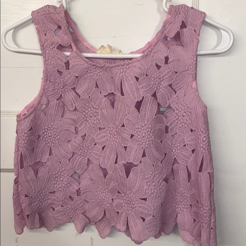 Cropped crochet floral top (size XS)